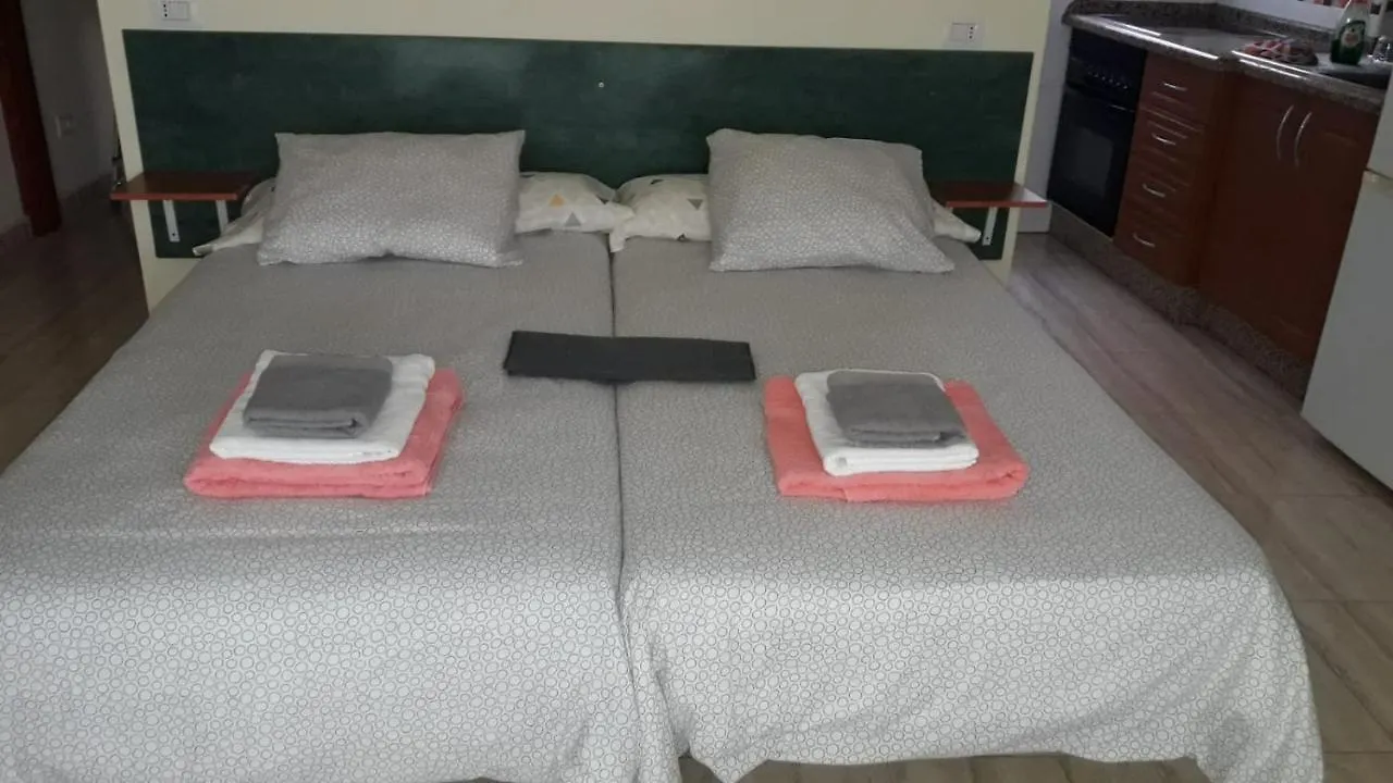 Apartamentos Tenerife Sur Guargacho 아파트